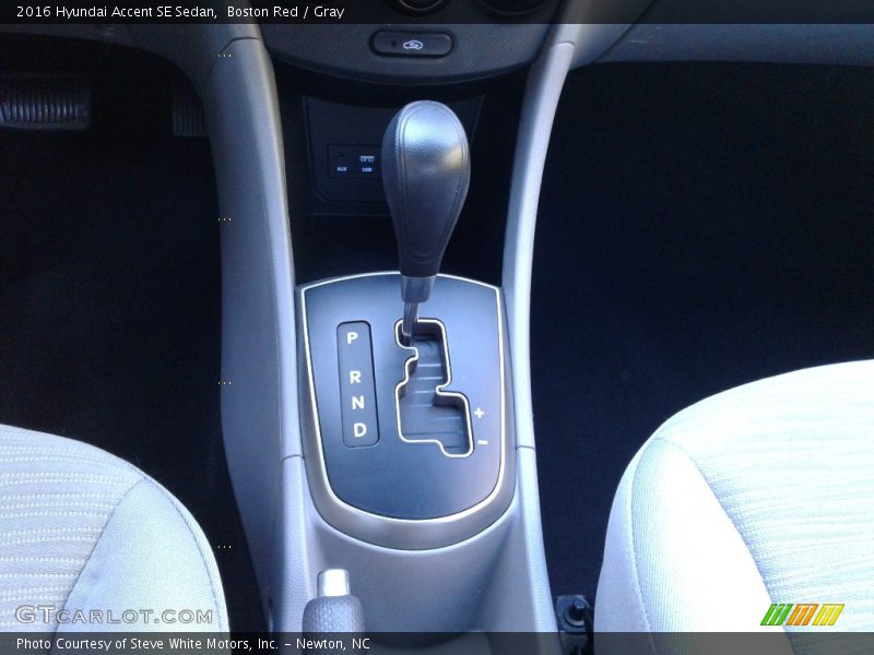Boston Red / Gray 2016 Hyundai Accent SE Sedan