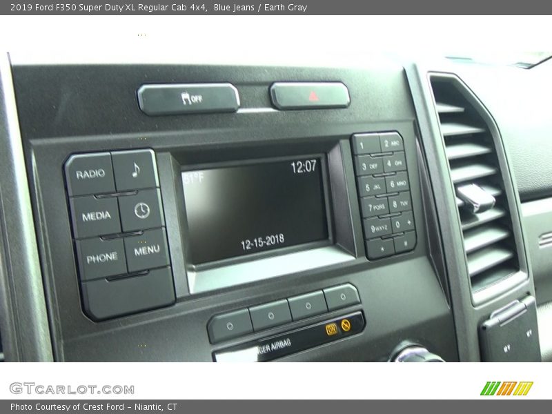 Controls of 2019 F350 Super Duty XL Regular Cab 4x4