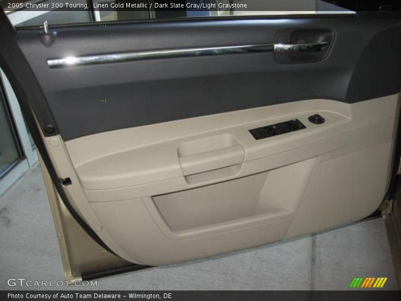 Linen Gold Metallic / Dark Slate Gray/Light Graystone 2005 Chrysler 300 Touring