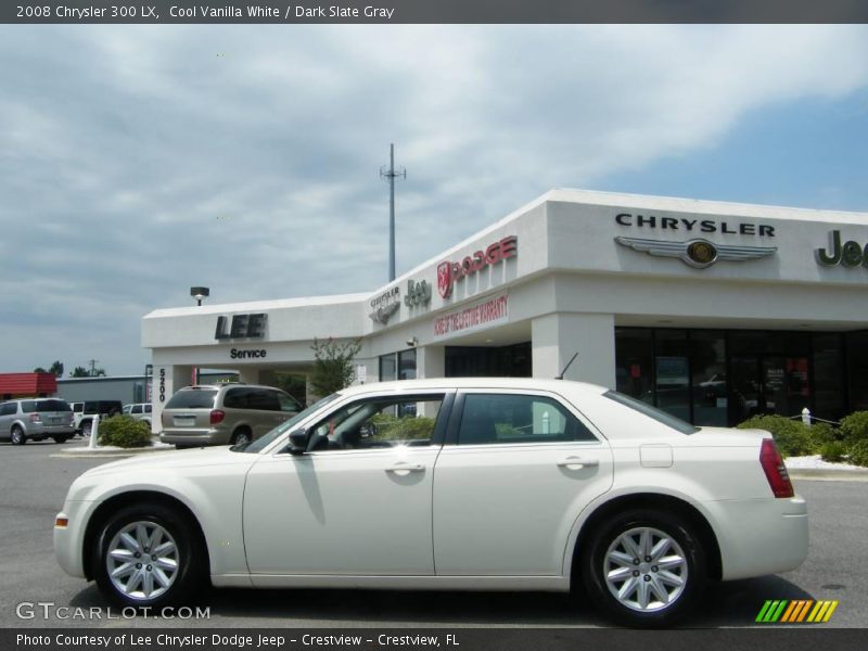 Cool Vanilla White / Dark Slate Gray 2008 Chrysler 300 LX