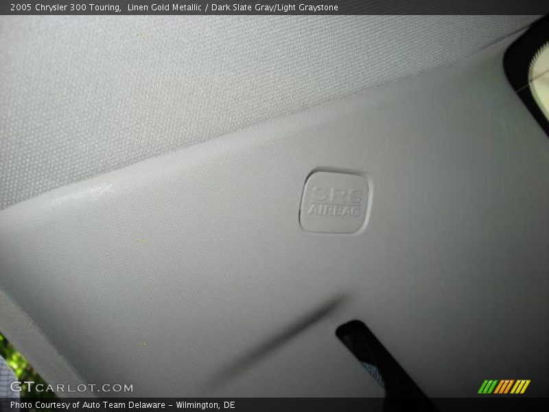 Linen Gold Metallic / Dark Slate Gray/Light Graystone 2005 Chrysler 300 Touring