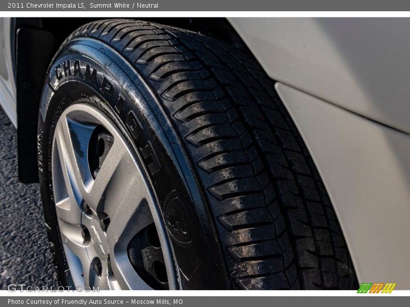 Summit White / Neutral 2011 Chevrolet Impala LS