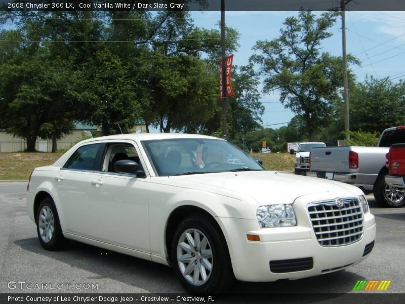Cool Vanilla White / Dark Slate Gray 2008 Chrysler 300 LX