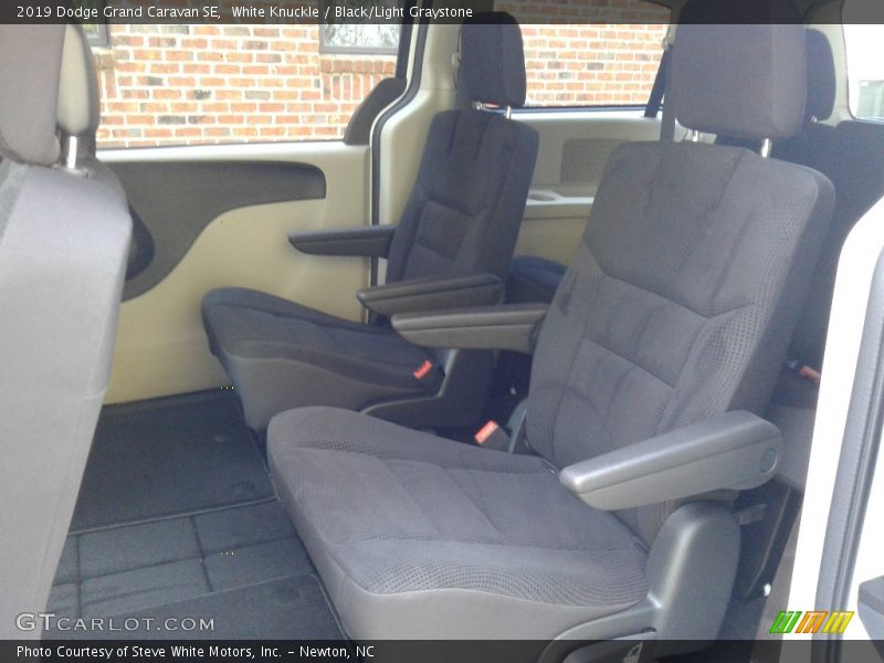 White Knuckle / Black/Light Graystone 2019 Dodge Grand Caravan SE