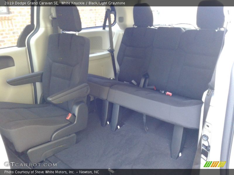 White Knuckle / Black/Light Graystone 2019 Dodge Grand Caravan SE