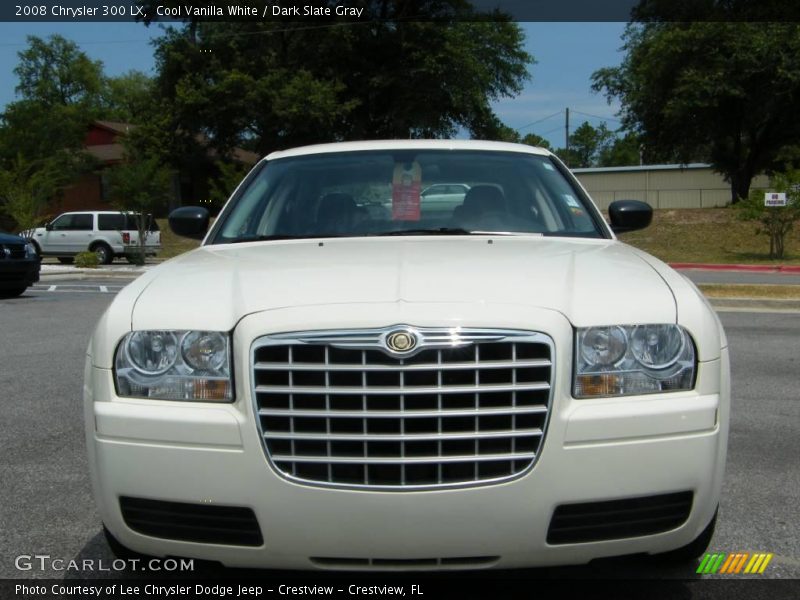 Cool Vanilla White / Dark Slate Gray 2008 Chrysler 300 LX