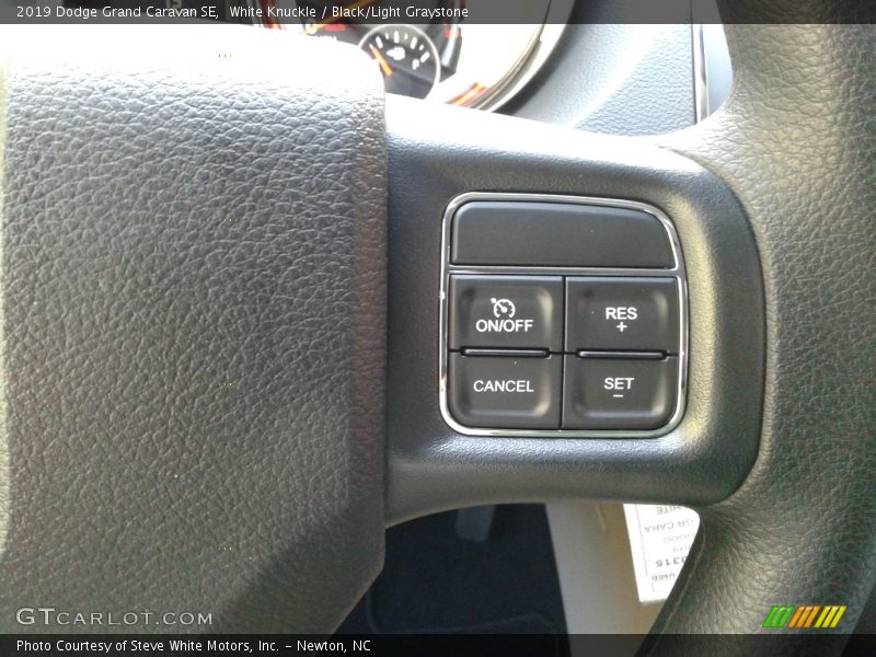 White Knuckle / Black/Light Graystone 2019 Dodge Grand Caravan SE