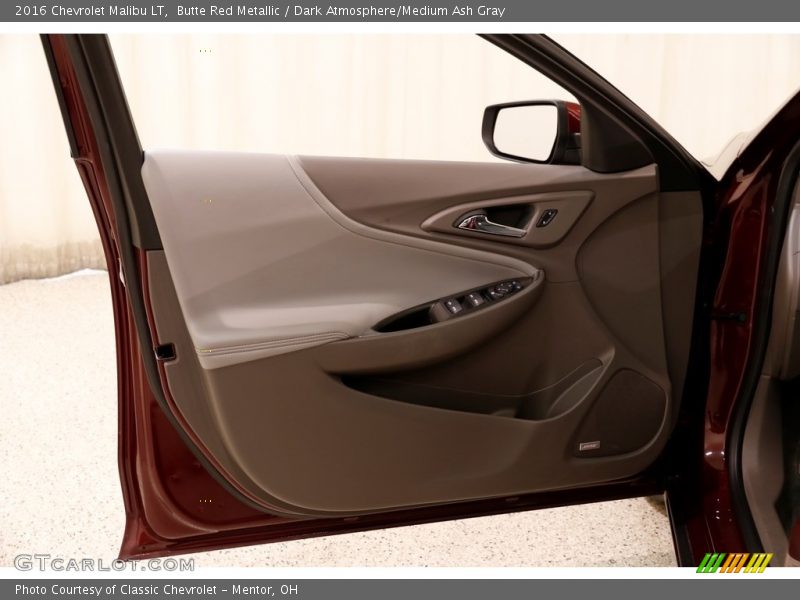 Butte Red Metallic / Dark Atmosphere/Medium Ash Gray 2016 Chevrolet Malibu LT