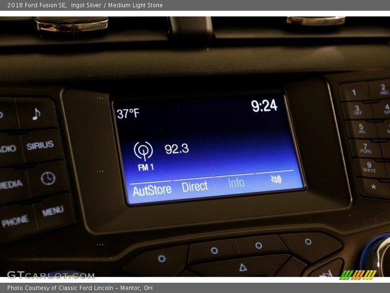 Ingot Silver / Medium Light Stone 2018 Ford Fusion SE