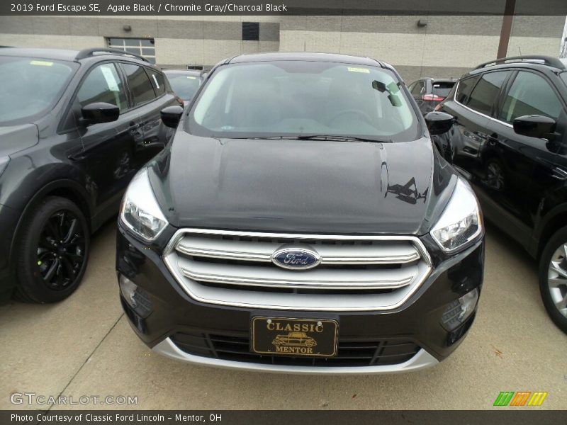 Agate Black / Chromite Gray/Charcoal Black 2019 Ford Escape SE