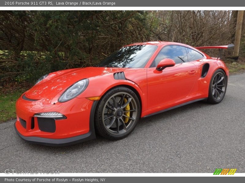 Front 3/4 View of 2016 911 GT3 RS