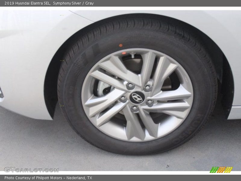 Symphony Silver / Gray 2019 Hyundai Elantra SEL
