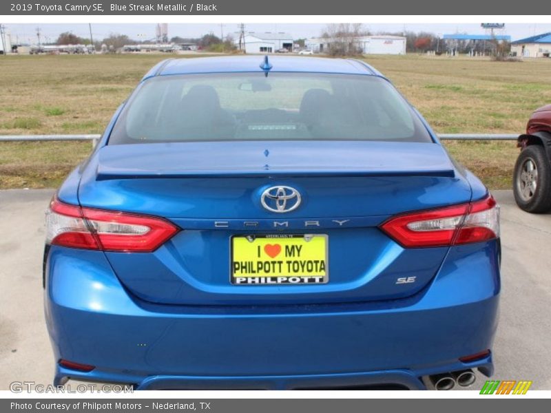 Blue Streak Metallic / Black 2019 Toyota Camry SE