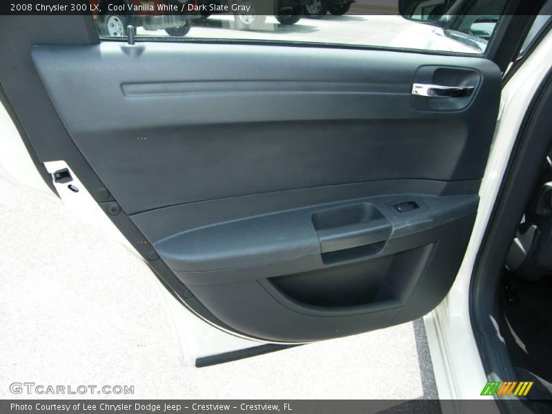 Cool Vanilla White / Dark Slate Gray 2008 Chrysler 300 LX