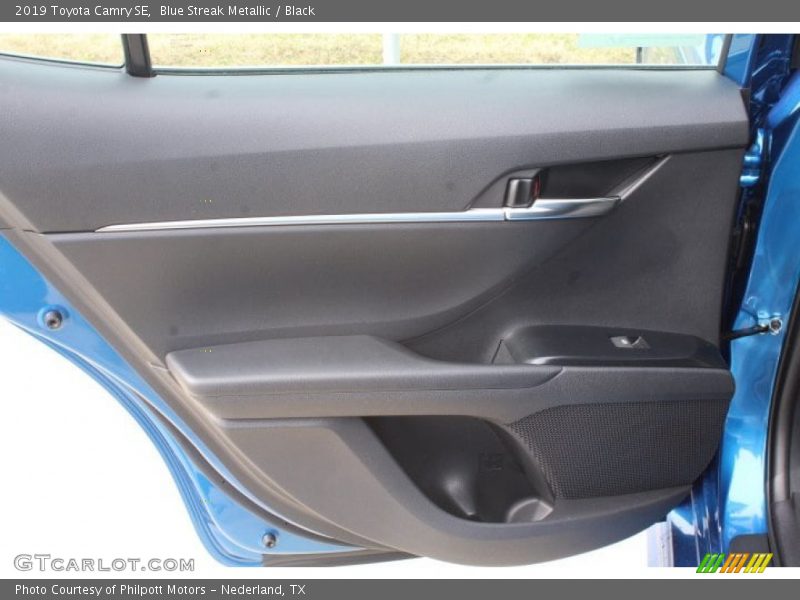 Blue Streak Metallic / Black 2019 Toyota Camry SE