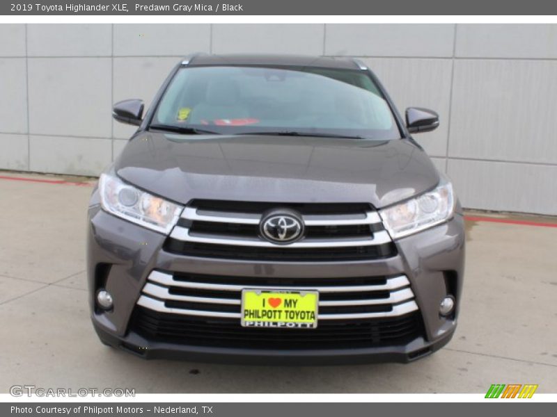 Predawn Gray Mica / Black 2019 Toyota Highlander XLE