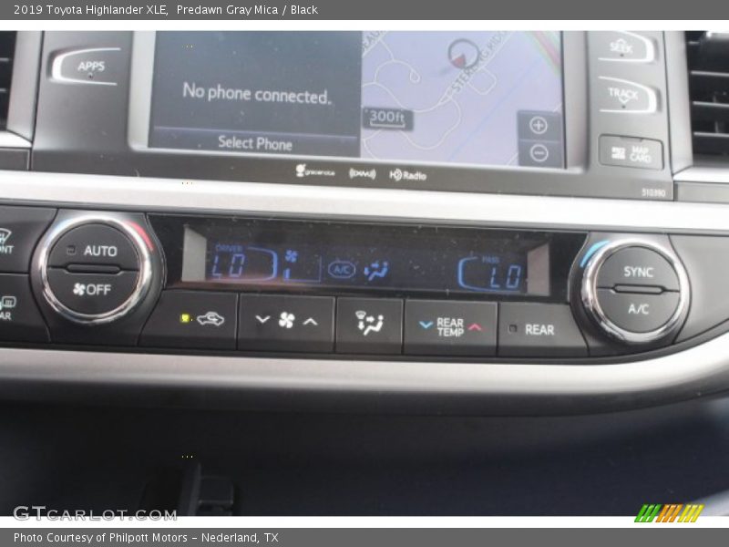 Predawn Gray Mica / Black 2019 Toyota Highlander XLE