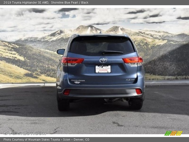 Shoreline Blue Pearl / Black 2019 Toyota Highlander SE AWD