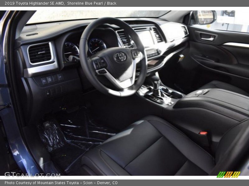 Shoreline Blue Pearl / Black 2019 Toyota Highlander SE AWD