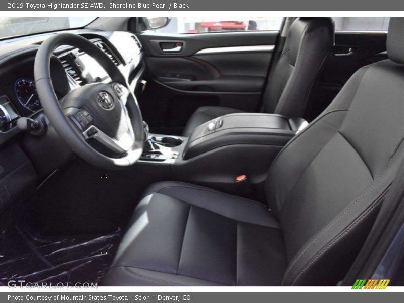 Shoreline Blue Pearl / Black 2019 Toyota Highlander SE AWD