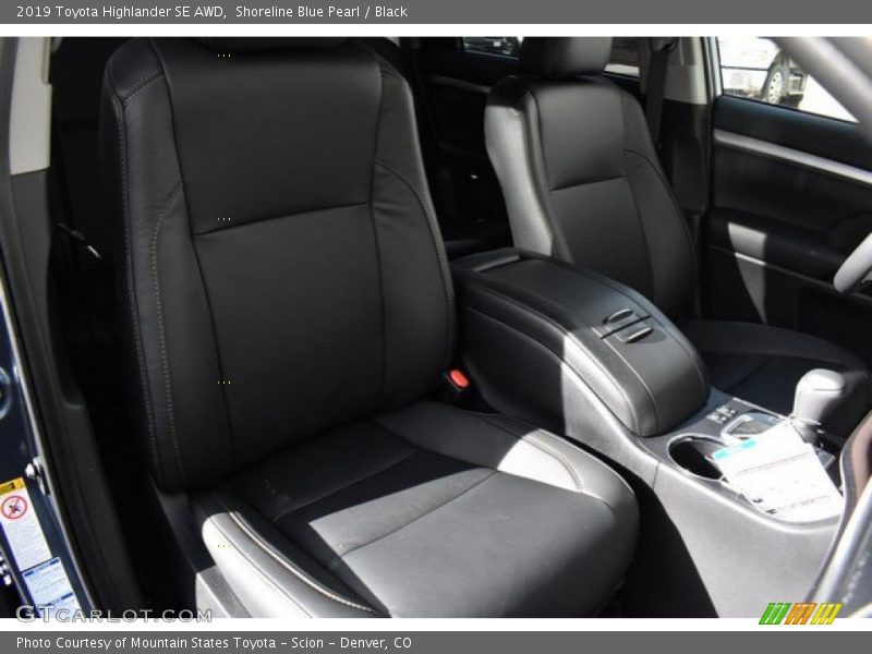 Shoreline Blue Pearl / Black 2019 Toyota Highlander SE AWD