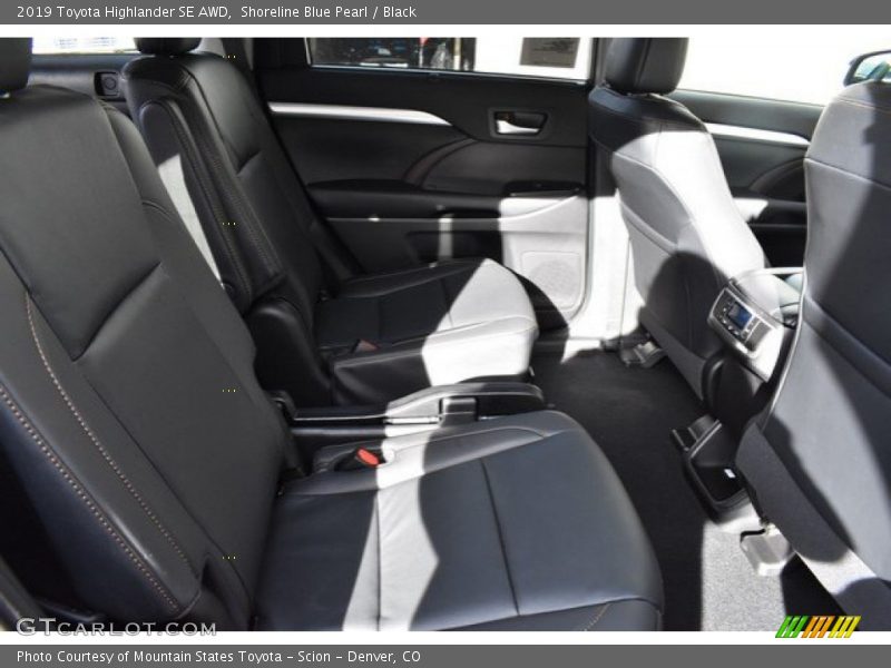 Shoreline Blue Pearl / Black 2019 Toyota Highlander SE AWD