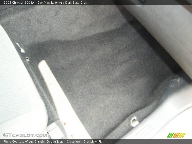 Cool Vanilla White / Dark Slate Gray 2008 Chrysler 300 LX
