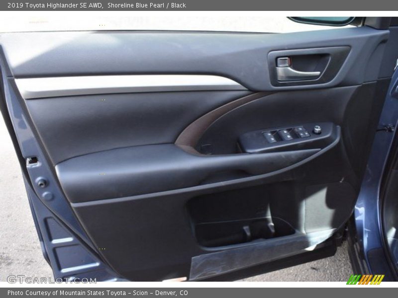 Shoreline Blue Pearl / Black 2019 Toyota Highlander SE AWD