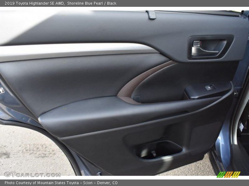 Shoreline Blue Pearl / Black 2019 Toyota Highlander SE AWD