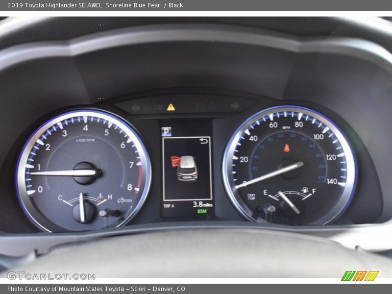 Shoreline Blue Pearl / Black 2019 Toyota Highlander SE AWD