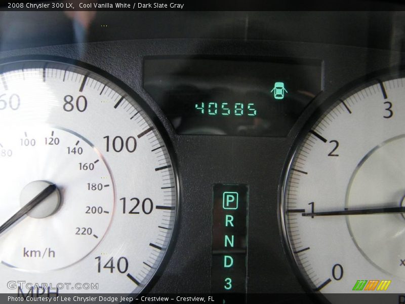 Cool Vanilla White / Dark Slate Gray 2008 Chrysler 300 LX