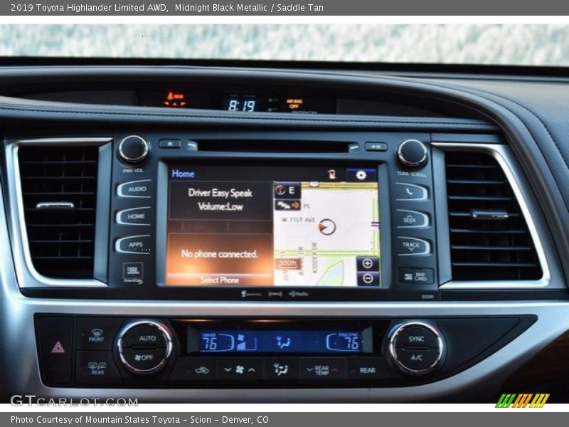 Midnight Black Metallic / Saddle Tan 2019 Toyota Highlander Limited AWD