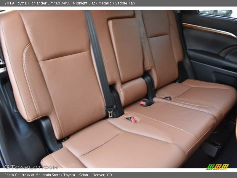Midnight Black Metallic / Saddle Tan 2019 Toyota Highlander Limited AWD