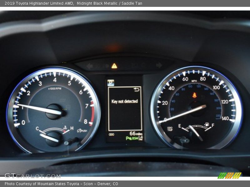 Midnight Black Metallic / Saddle Tan 2019 Toyota Highlander Limited AWD