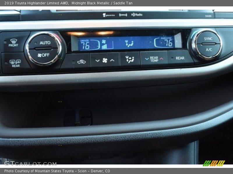 Midnight Black Metallic / Saddle Tan 2019 Toyota Highlander Limited AWD