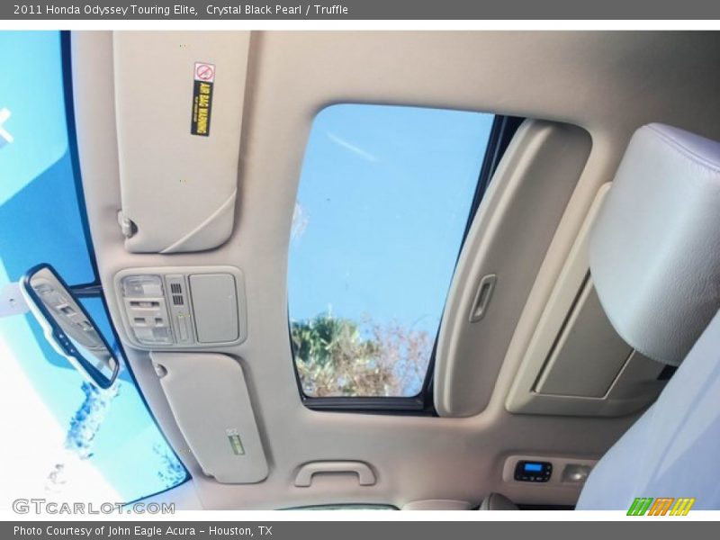Crystal Black Pearl / Truffle 2011 Honda Odyssey Touring Elite