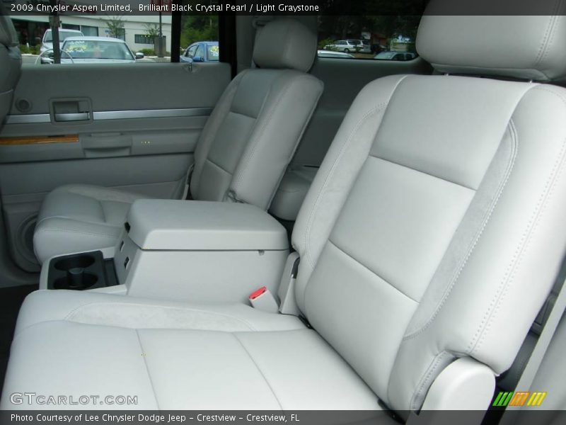 Brilliant Black Crystal Pearl / Light Graystone 2009 Chrysler Aspen Limited