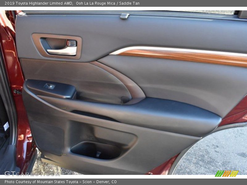 Ooh La La Rouge Mica / Saddle Tan 2019 Toyota Highlander Limited AWD
