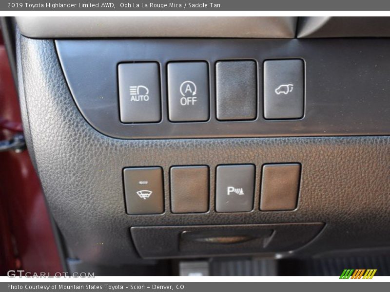 Ooh La La Rouge Mica / Saddle Tan 2019 Toyota Highlander Limited AWD