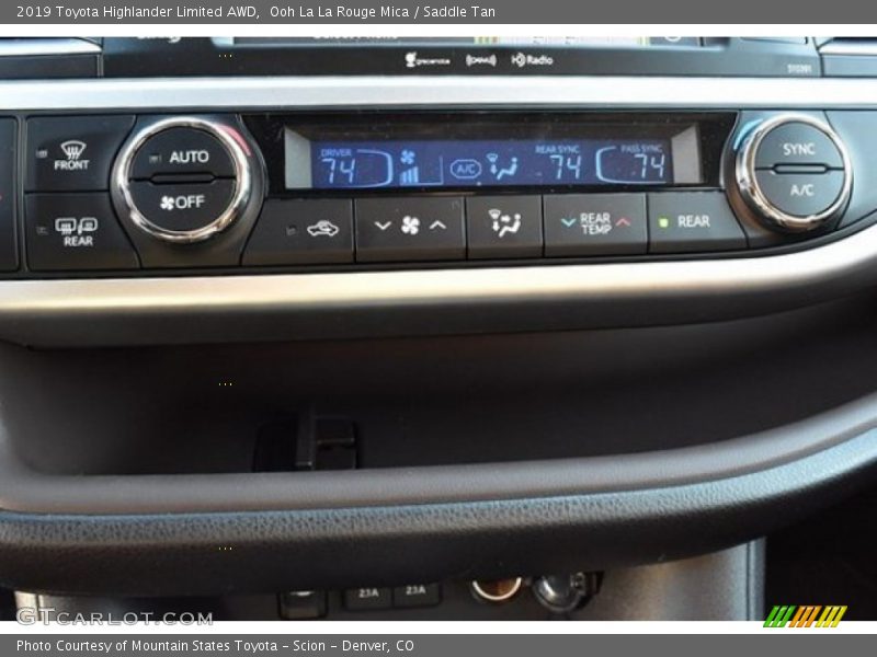 Ooh La La Rouge Mica / Saddle Tan 2019 Toyota Highlander Limited AWD