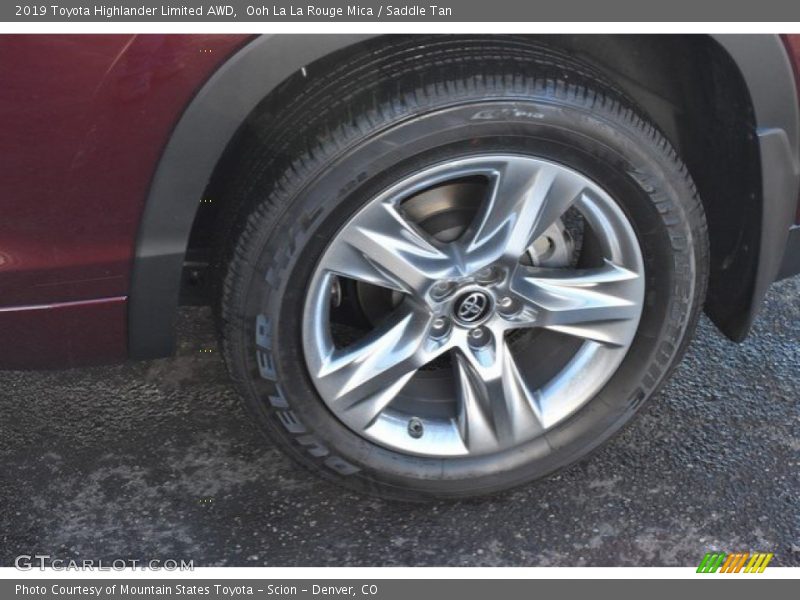 Ooh La La Rouge Mica / Saddle Tan 2019 Toyota Highlander Limited AWD