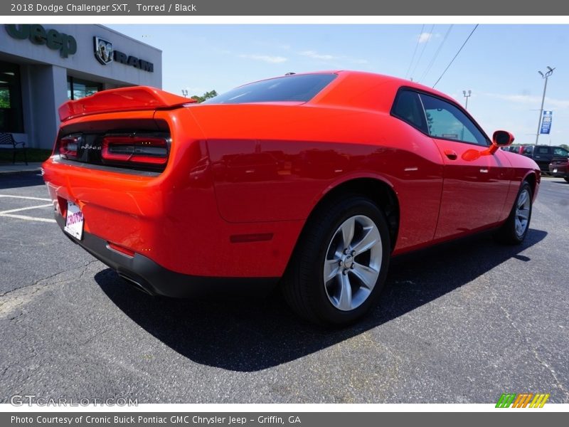 Torred / Black 2018 Dodge Challenger SXT