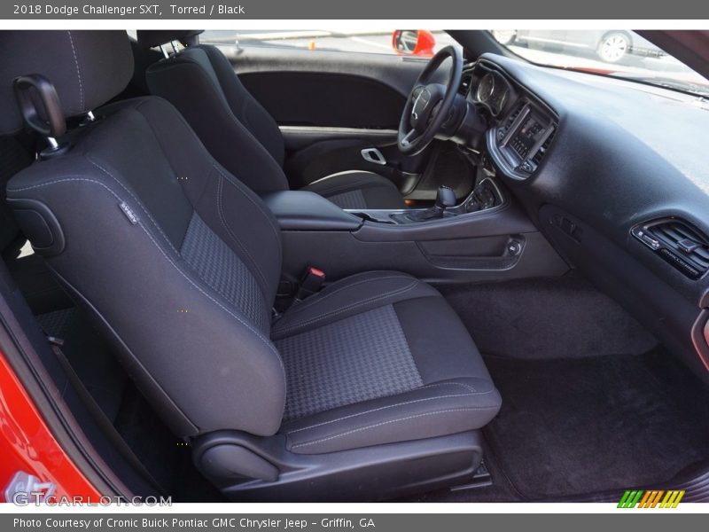 Torred / Black 2018 Dodge Challenger SXT