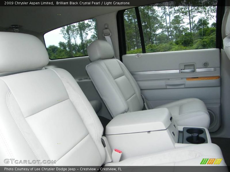 Brilliant Black Crystal Pearl / Light Graystone 2009 Chrysler Aspen Limited