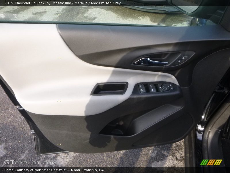 Mosaic Black Metallic / Medium Ash Gray 2019 Chevrolet Equinox LS