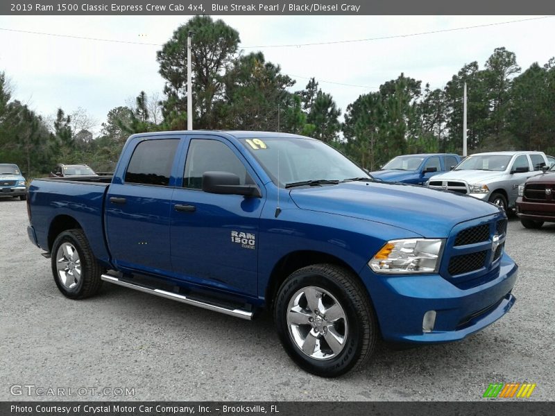  2019 1500 Classic Express Crew Cab 4x4 Blue Streak Pearl