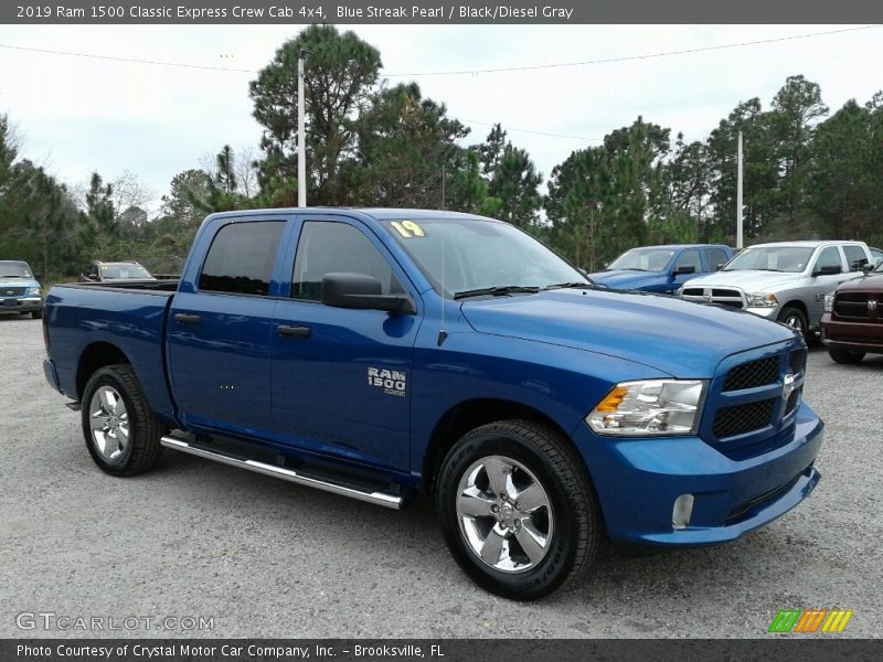  2019 1500 Classic Express Crew Cab 4x4 Blue Streak Pearl