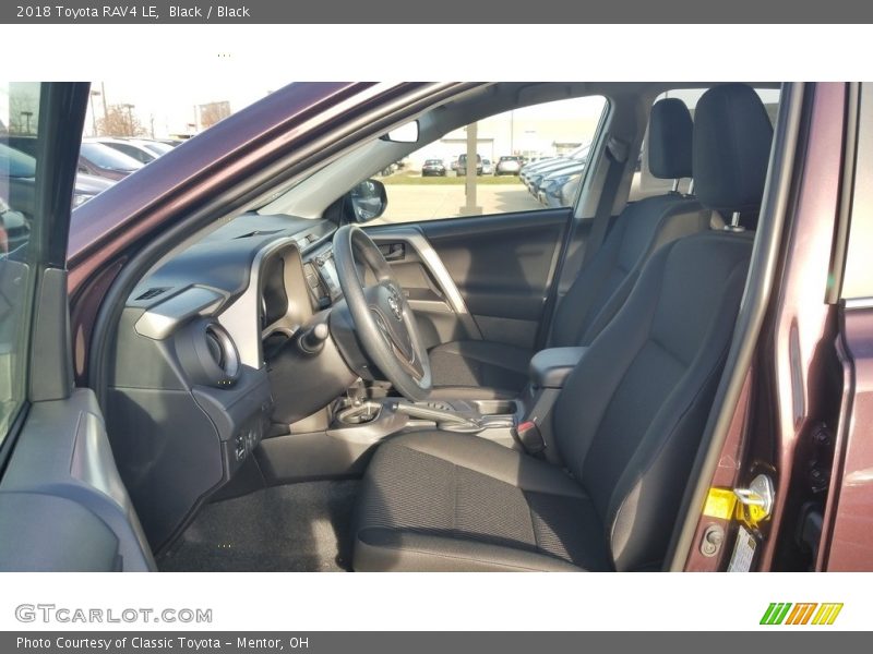 Black / Black 2018 Toyota RAV4 LE