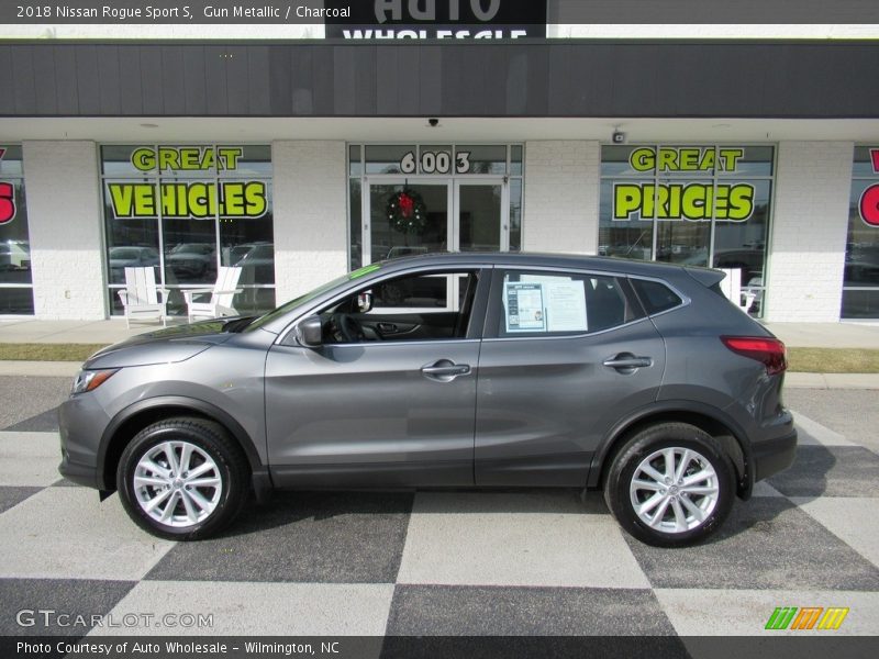 Gun Metallic / Charcoal 2018 Nissan Rogue Sport S