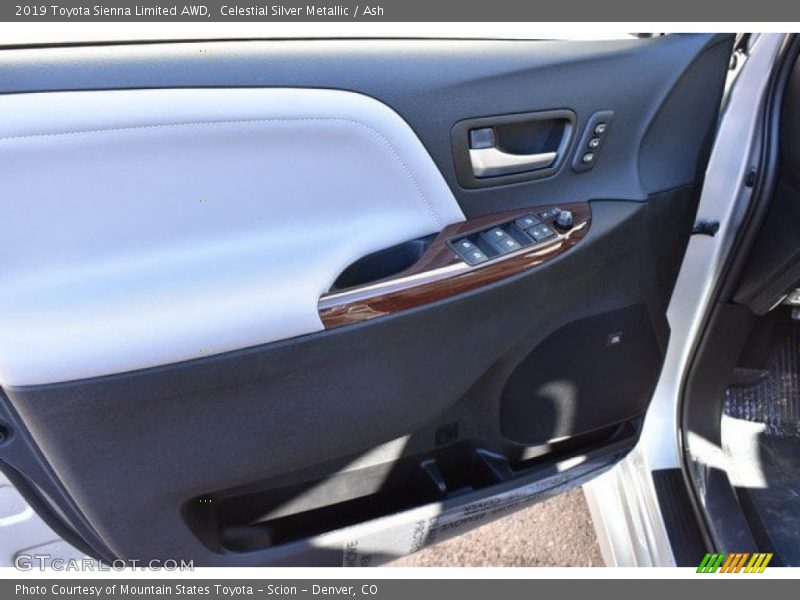 Celestial Silver Metallic / Ash 2019 Toyota Sienna Limited AWD